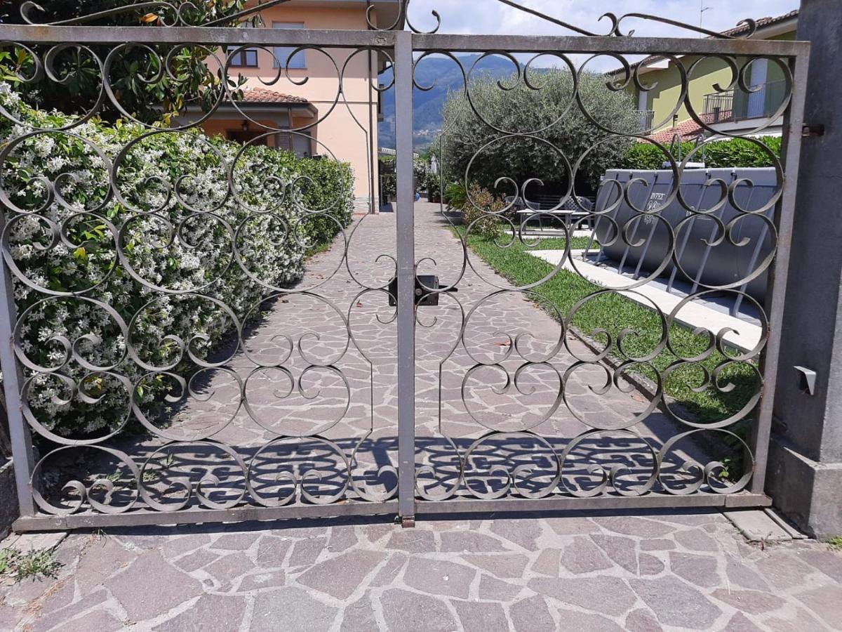 Kevin House Villa Marlia Exterior photo
